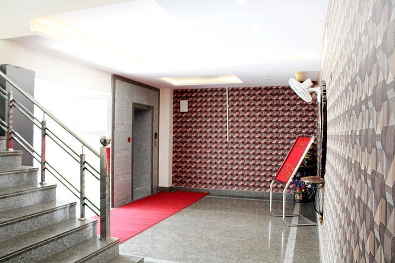Grace Hotel Karnāl Buitenkant foto